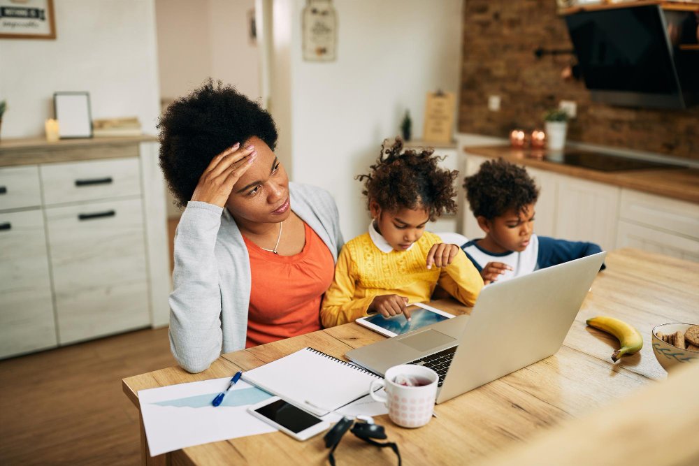 How to Balance Work and Parenting: Productivity Tips for Busy Parents