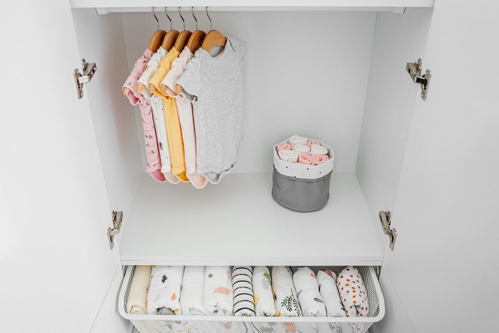 How to Organize Your Baby’s Closet for Easy Access