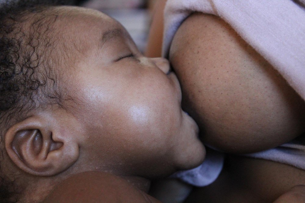 Breastfeeding vs. Formula: What’s Best for Your Baby?