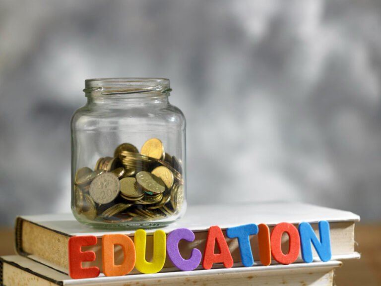Best Savings Plans for Your Child’s Education